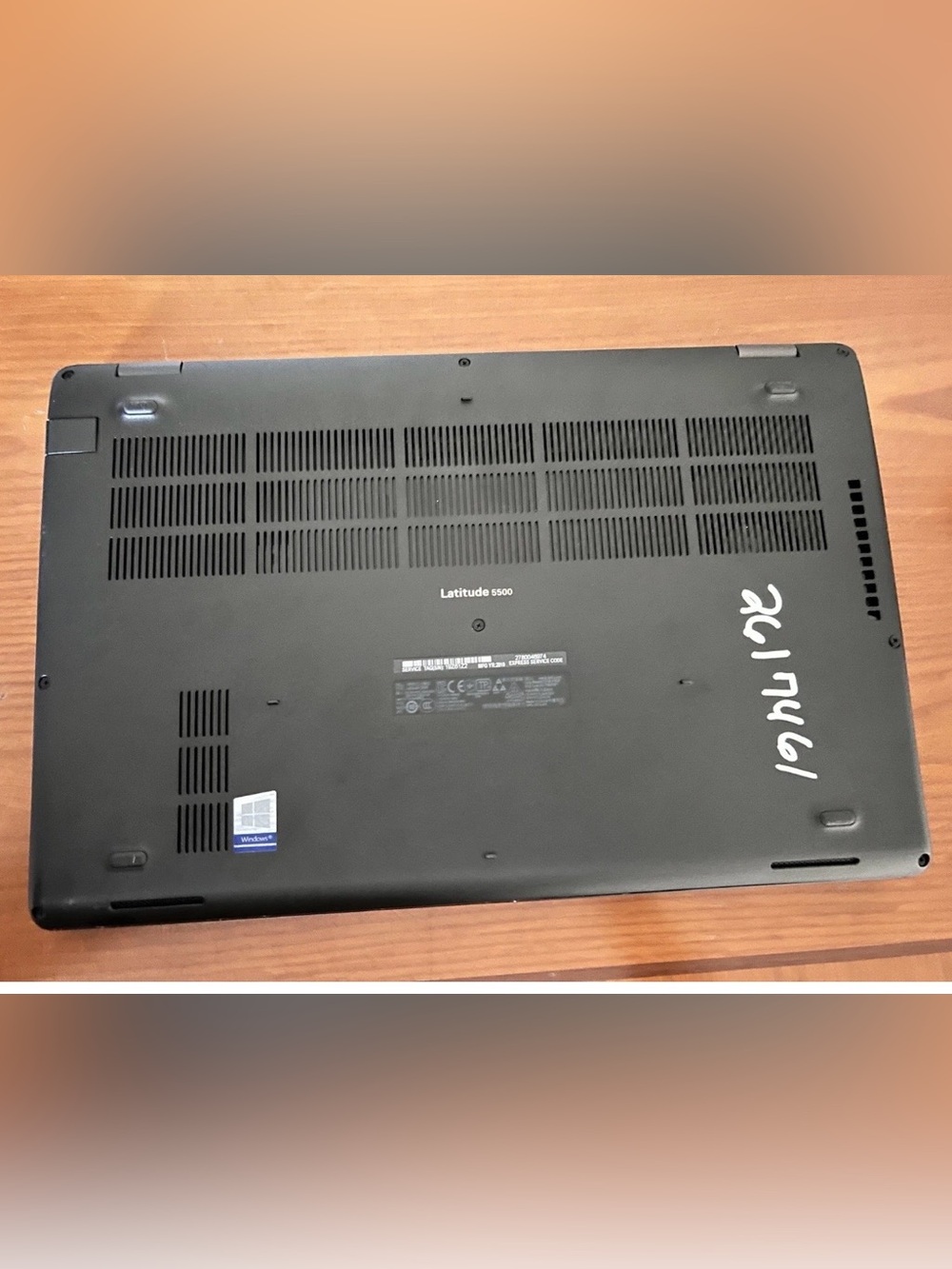 Dell Latitude 5500 Intel Core i7-8665u 1.90Ghz 16GB Ram 256GB SSD. - Picture 8 of 8